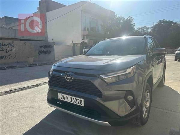 Toyota for sale in Iraq